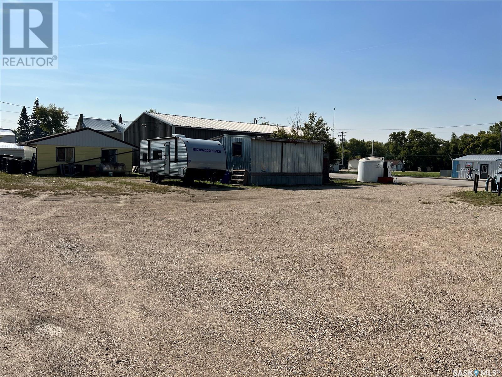 124 & 126 Aspen Street, Leroy, Saskatchewan  S0K 2P0 - Photo 24 - SK986349