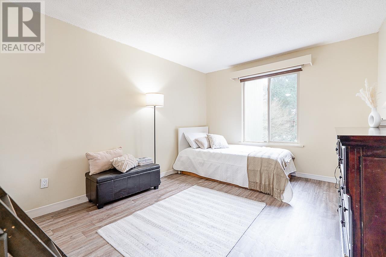 Listing Picture 8 of 16 : 209 6655 LYNAS LANE, Richmond / 烈治文 - 魯藝地產 Yvonne Lu Group - MLS Medallion Club Member