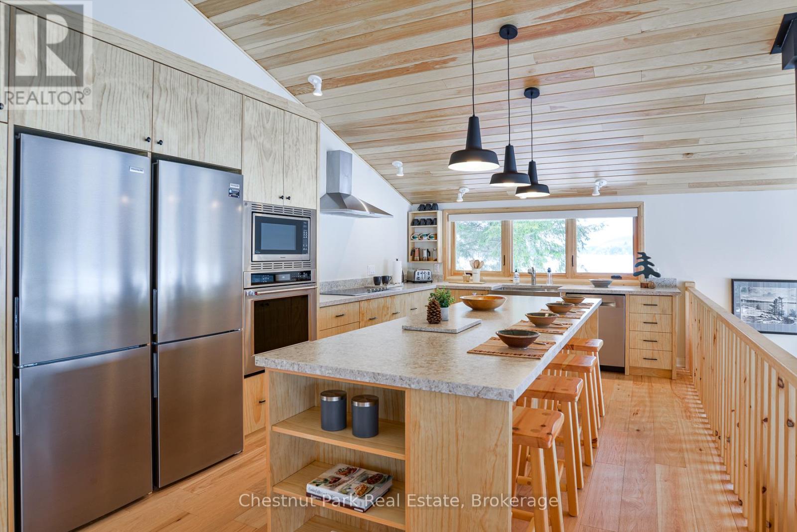 2438 Kushog Lake Road, Algonquin Highlands, Ontario  K0M 1J1 - Photo 10 - X12039408