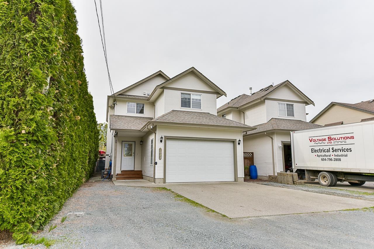 2043 Probert Road, Agassiz, Agassiz, British Columbia  V0M 1A1 - Photo 1 - R2968587