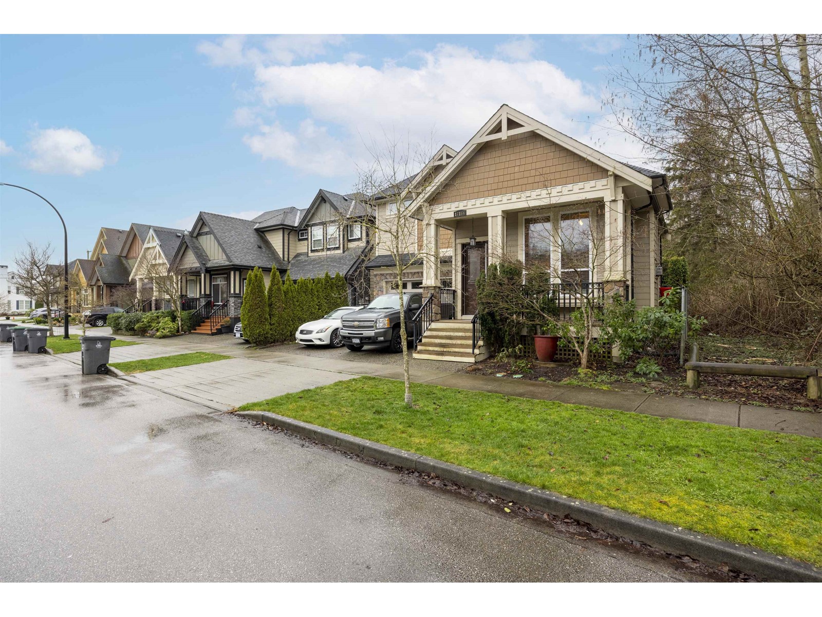 Property at 17166 3A AVENUE image 2