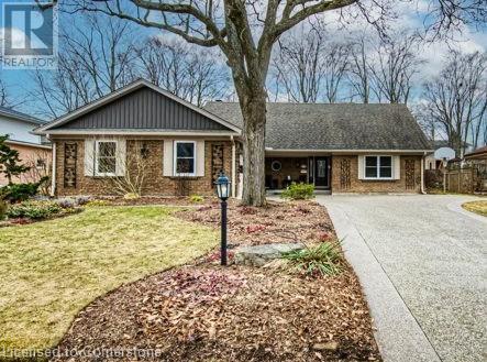 Property at 173 RIPPLEWOOD Crescent image 1