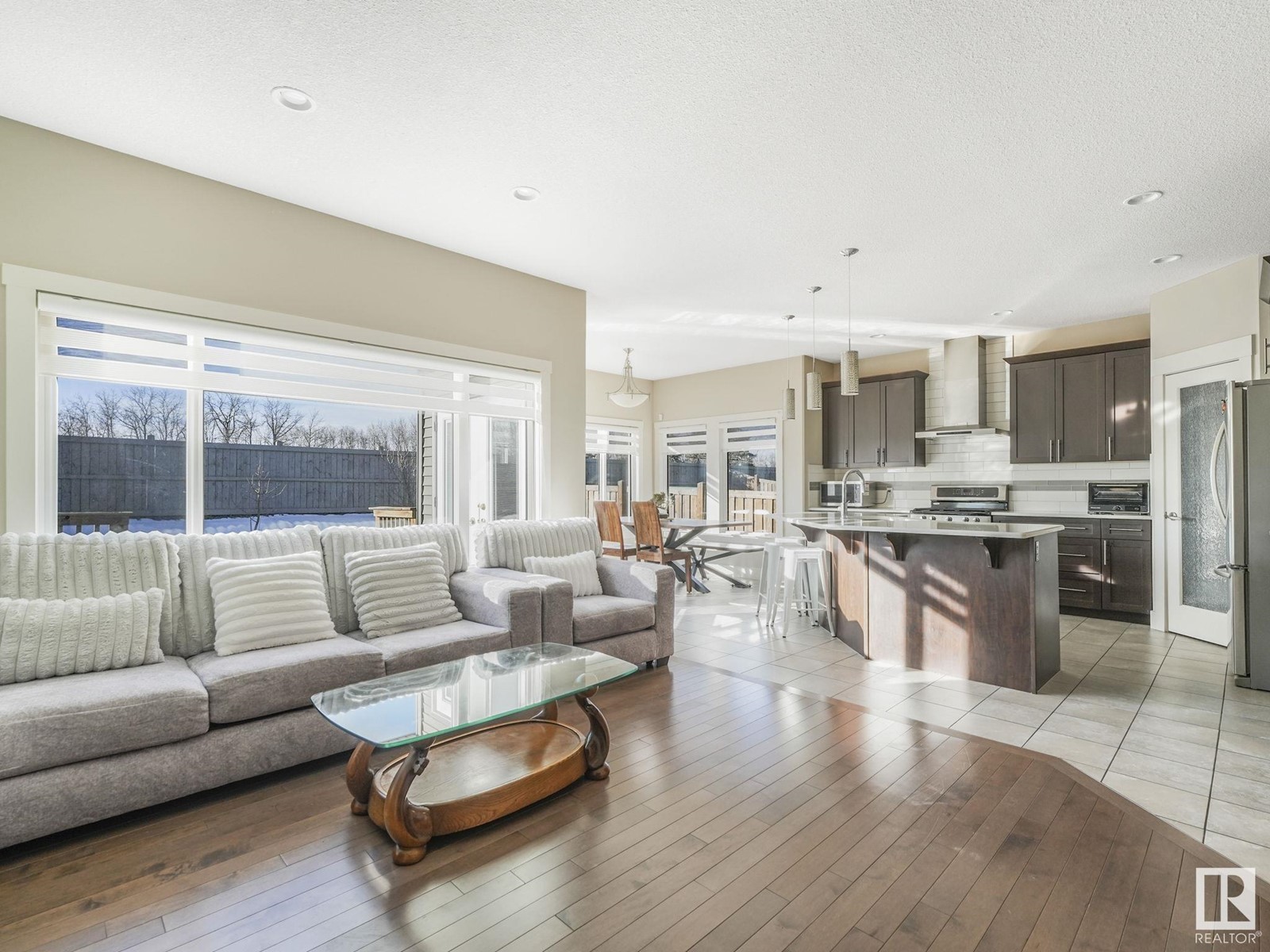Property at 21915 80 AV NW image 1