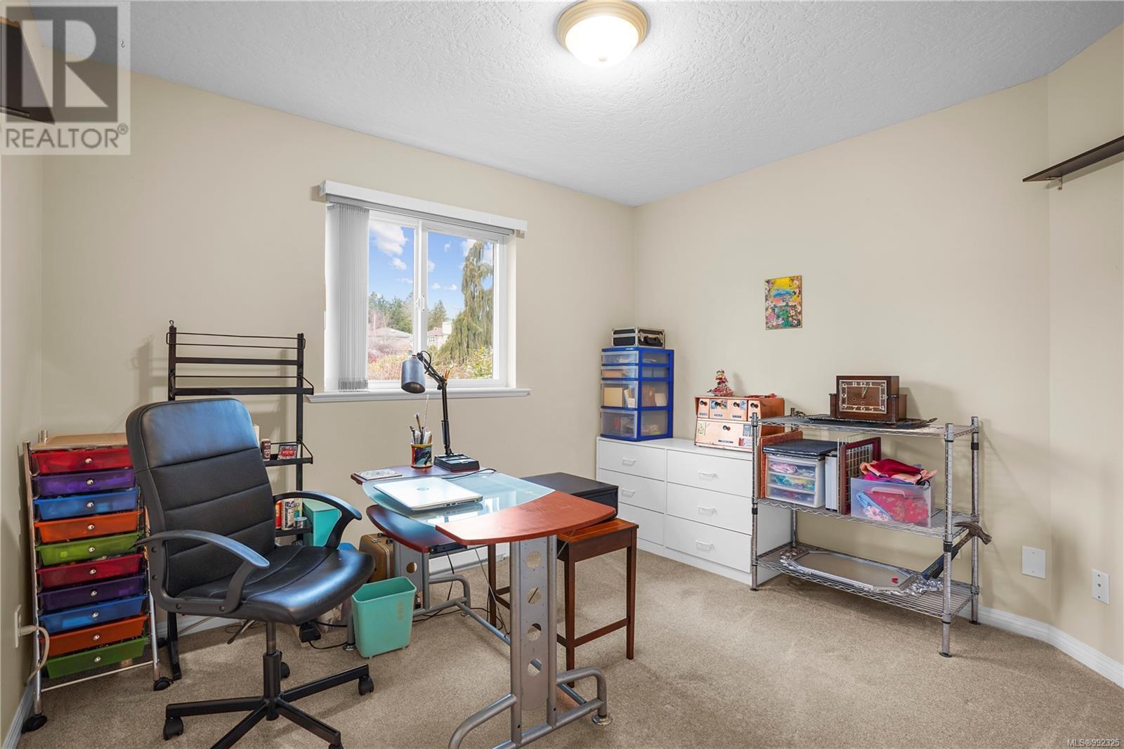 Property at 2541 Wilcox Terr image 5