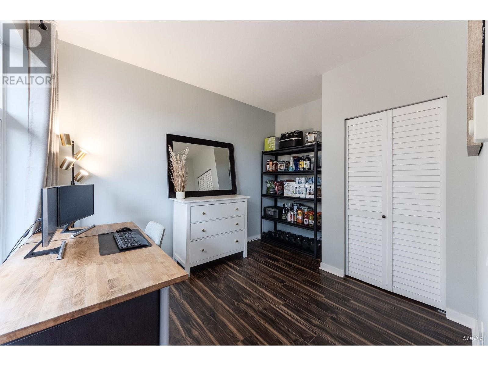 406 11950 Harris Road, Pitt Meadows, British Columbia  V3Y 0B7 - Photo 17 - R2981572