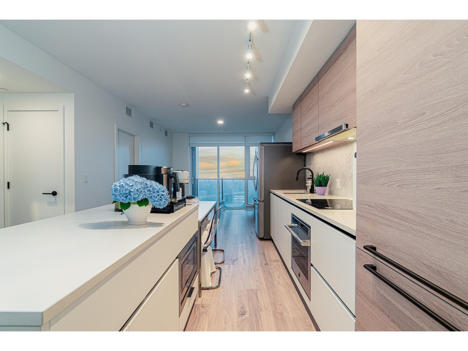 2501 13428 105 Avenue, Surrey, British Columbia  V3T 4B2 - Photo 9 - R2977512