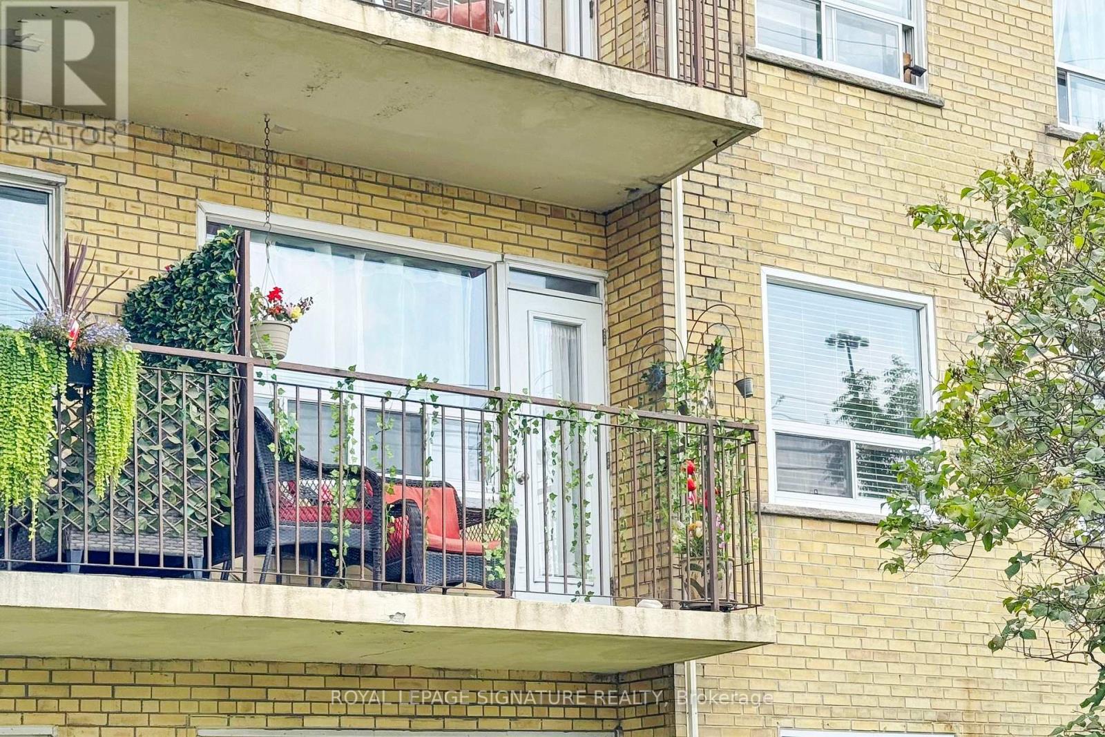 205 - 219 Wilson Avenue, Toronto (Bedford Park-Nortown), Ontario  M5M 3B2 - Photo 14 - C12039485