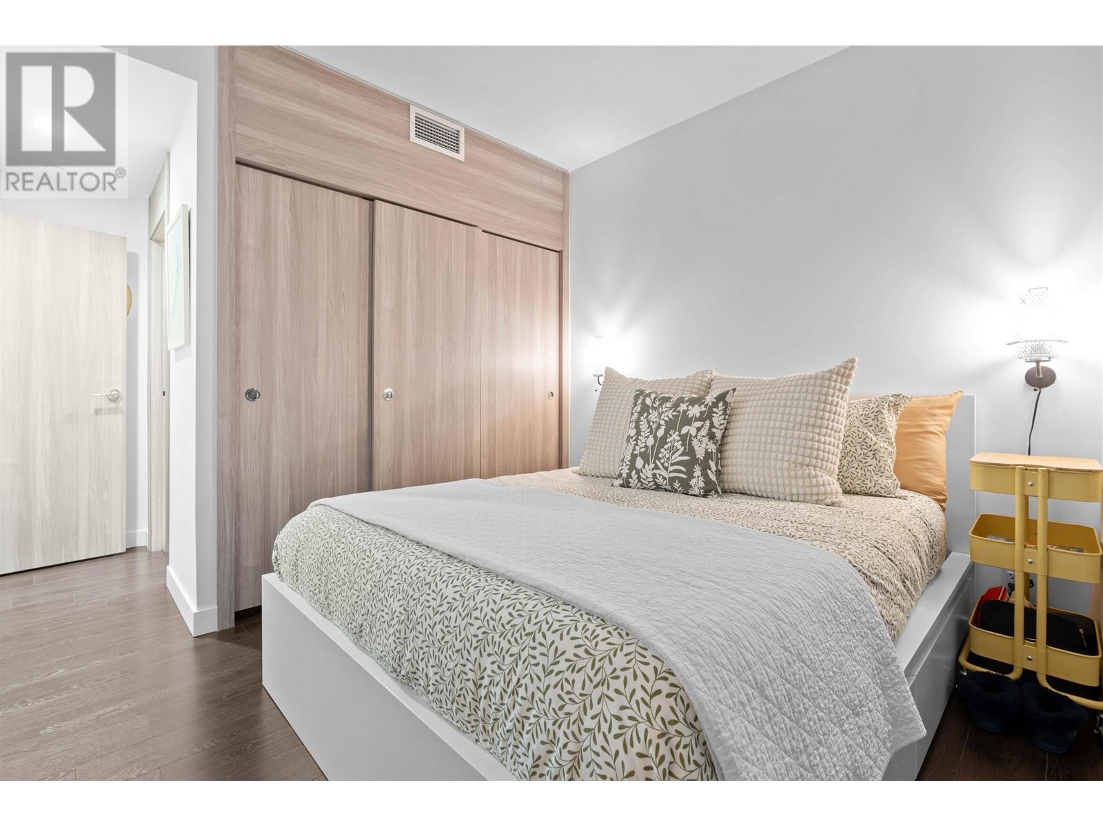 Listing Picture 13 of 36 : 1304 4890 LOUGHEED HIGHWAY, Burnaby / 本拿比 - 魯藝地產 Yvonne Lu Group - MLS Medallion Club Member