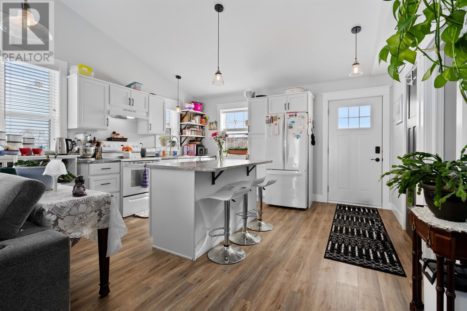 80 Elm Street, Pictou, Nova Scotia  B0K 1H0 - Photo 6 - 202503245