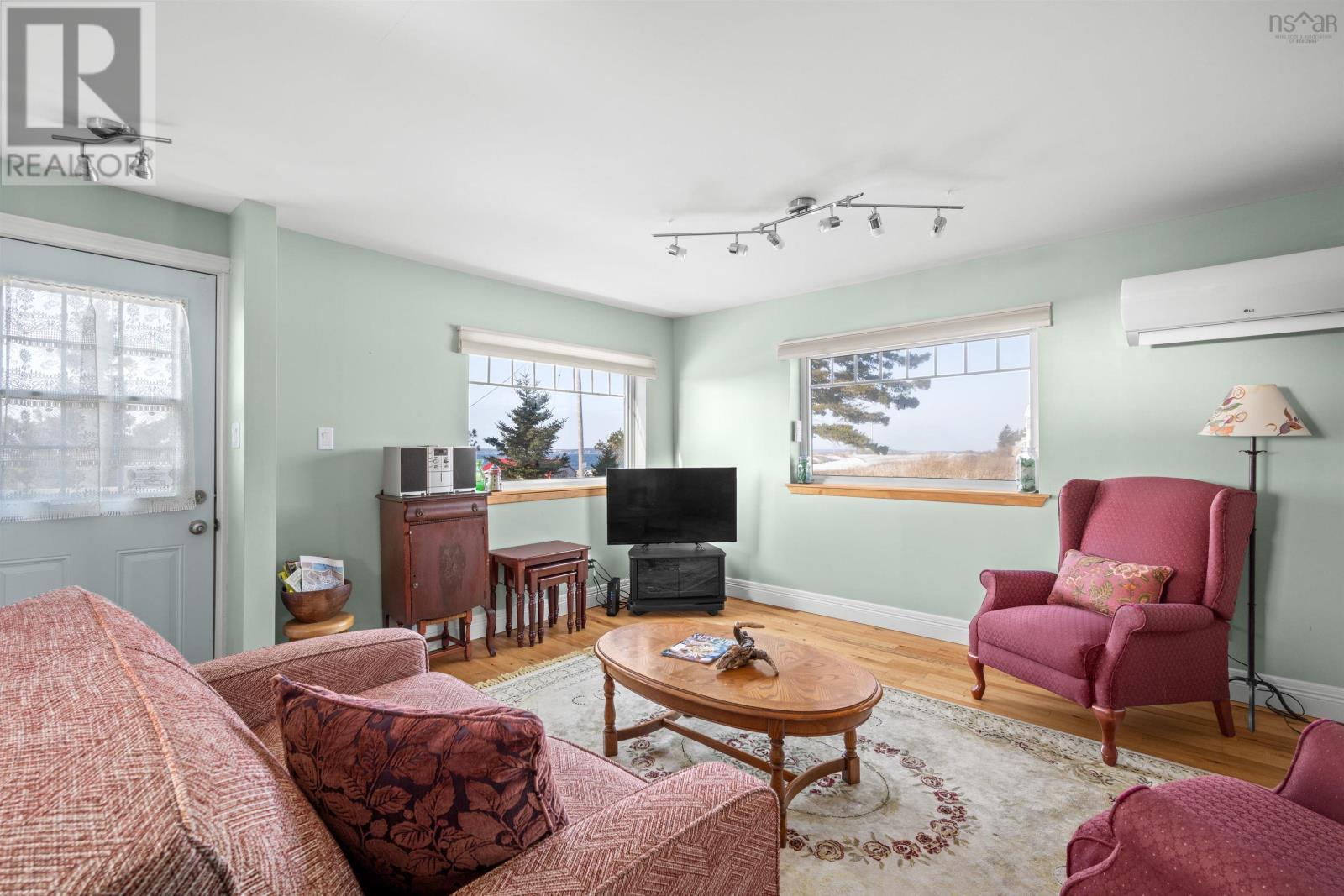 125 The Point Road, Blue Rocks, Nova Scotia  B0J 2C0 - Photo 19 - 202503678