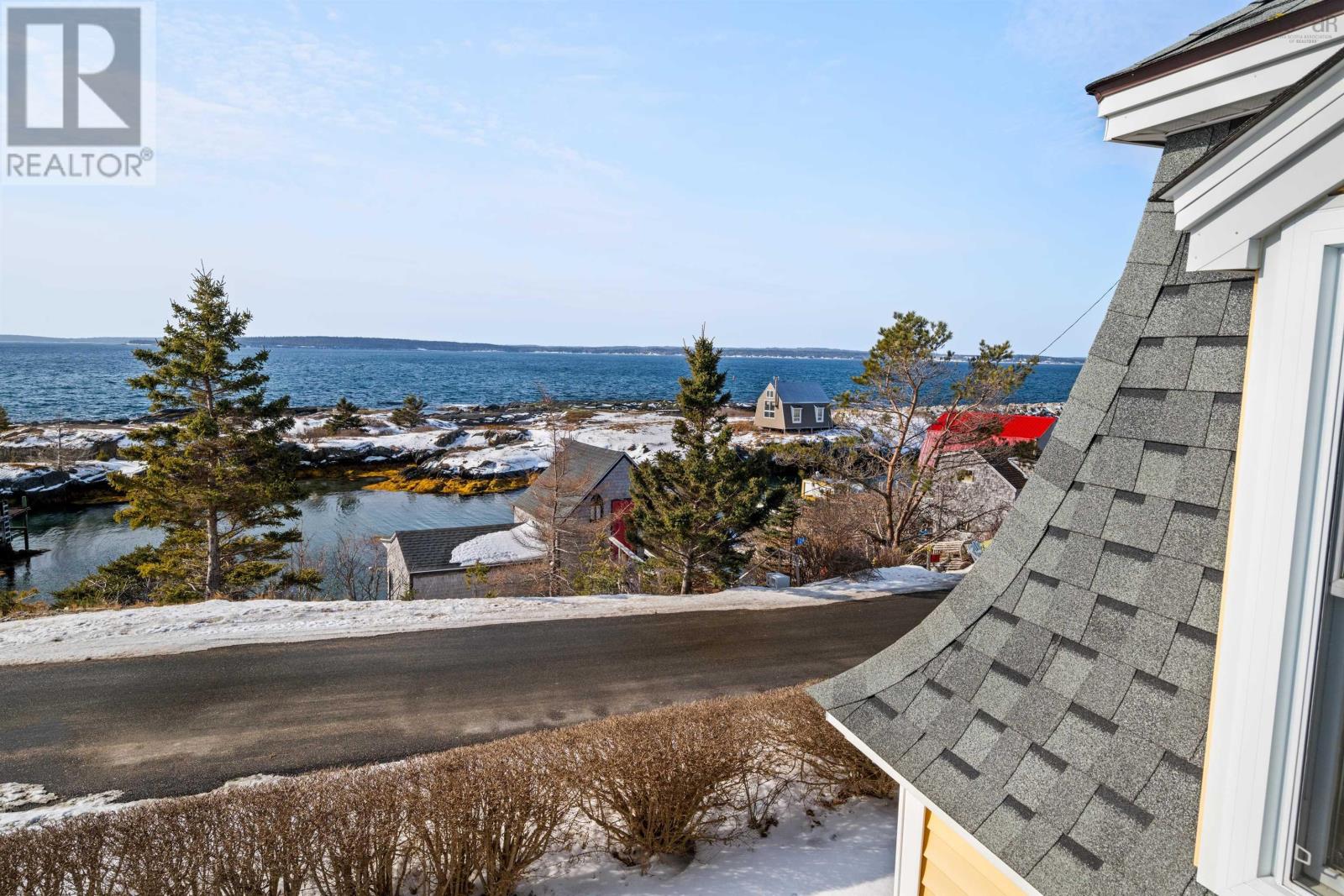 125 The Point Road, Blue Rocks, Nova Scotia  B0J 2C0 - Photo 37 - 202503678