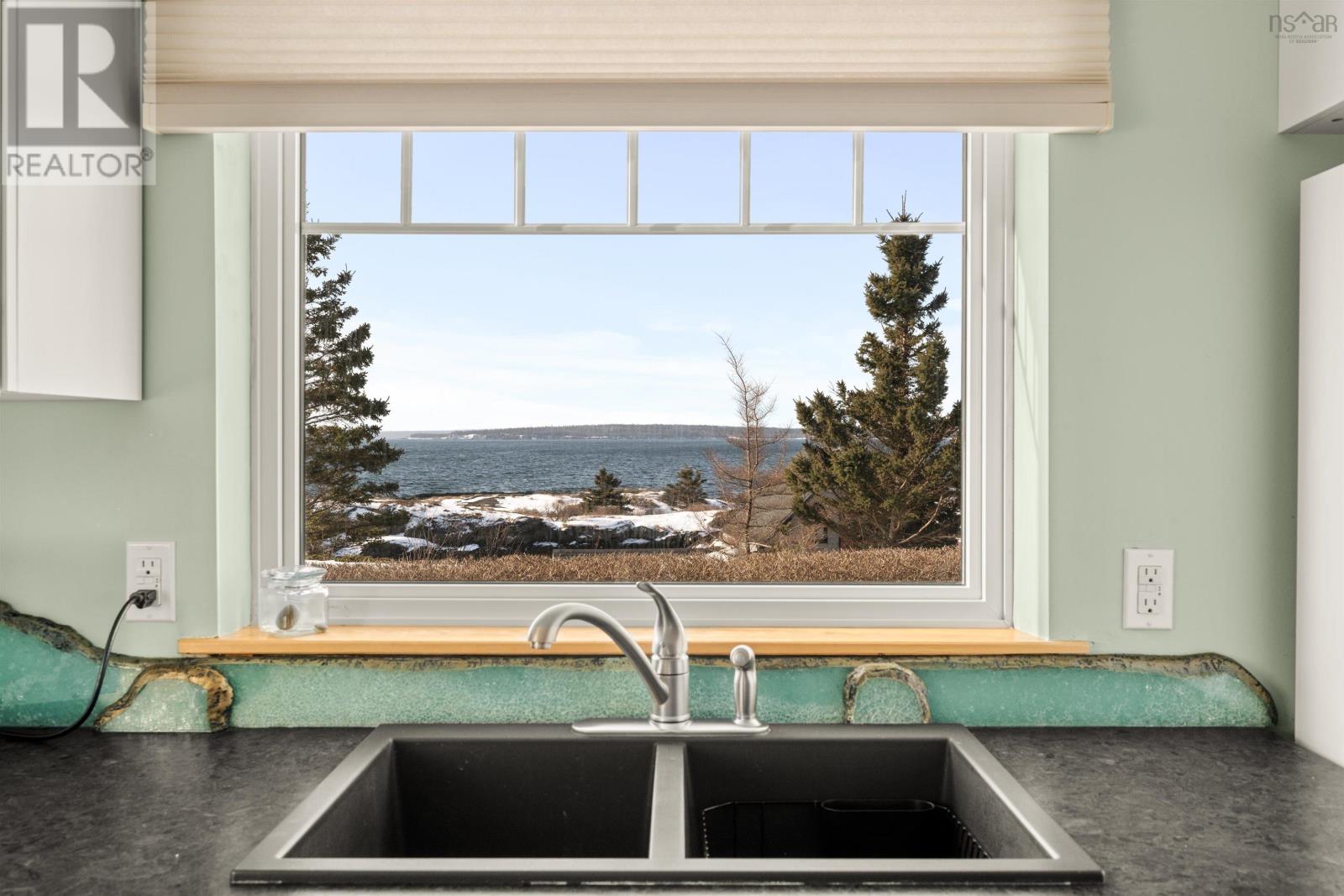 125 The Point Road, Blue Rocks, Nova Scotia  B0J 2C0 - Photo 15 - 202503770