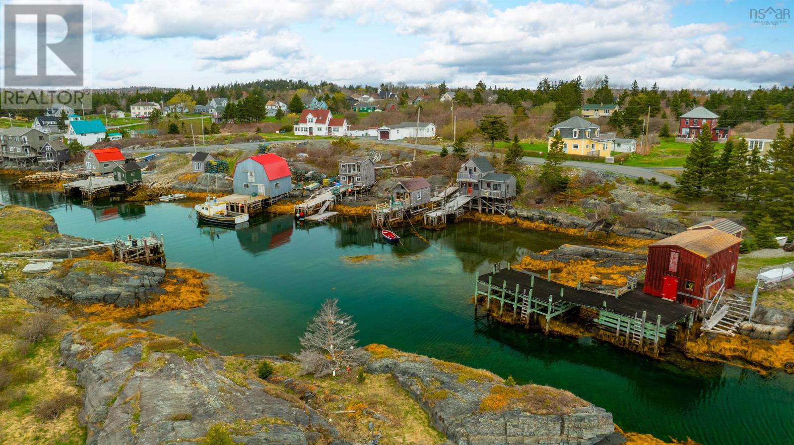 125 The Point Road, Blue Rocks, Nova Scotia  B0J 2C0 - Photo 36 - 202503770