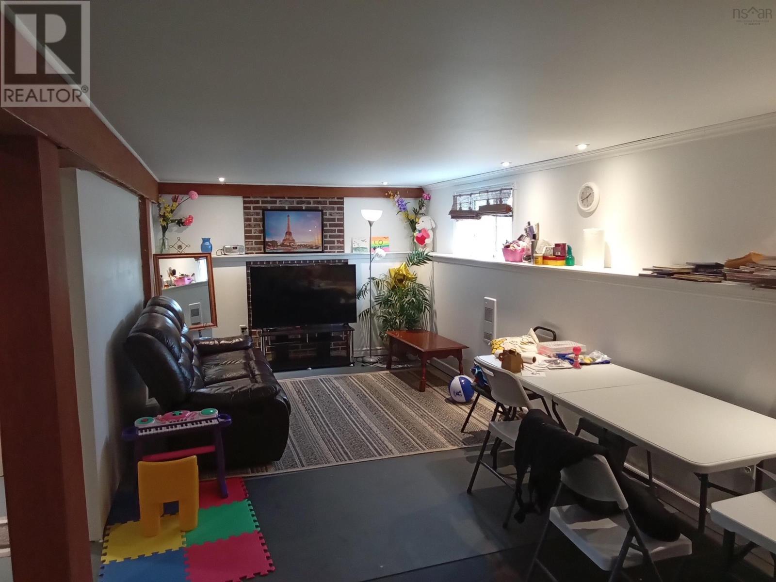 1082 College Road, Valley, Nova Scotia  B6L 3H1 - Photo 14 - 202505166