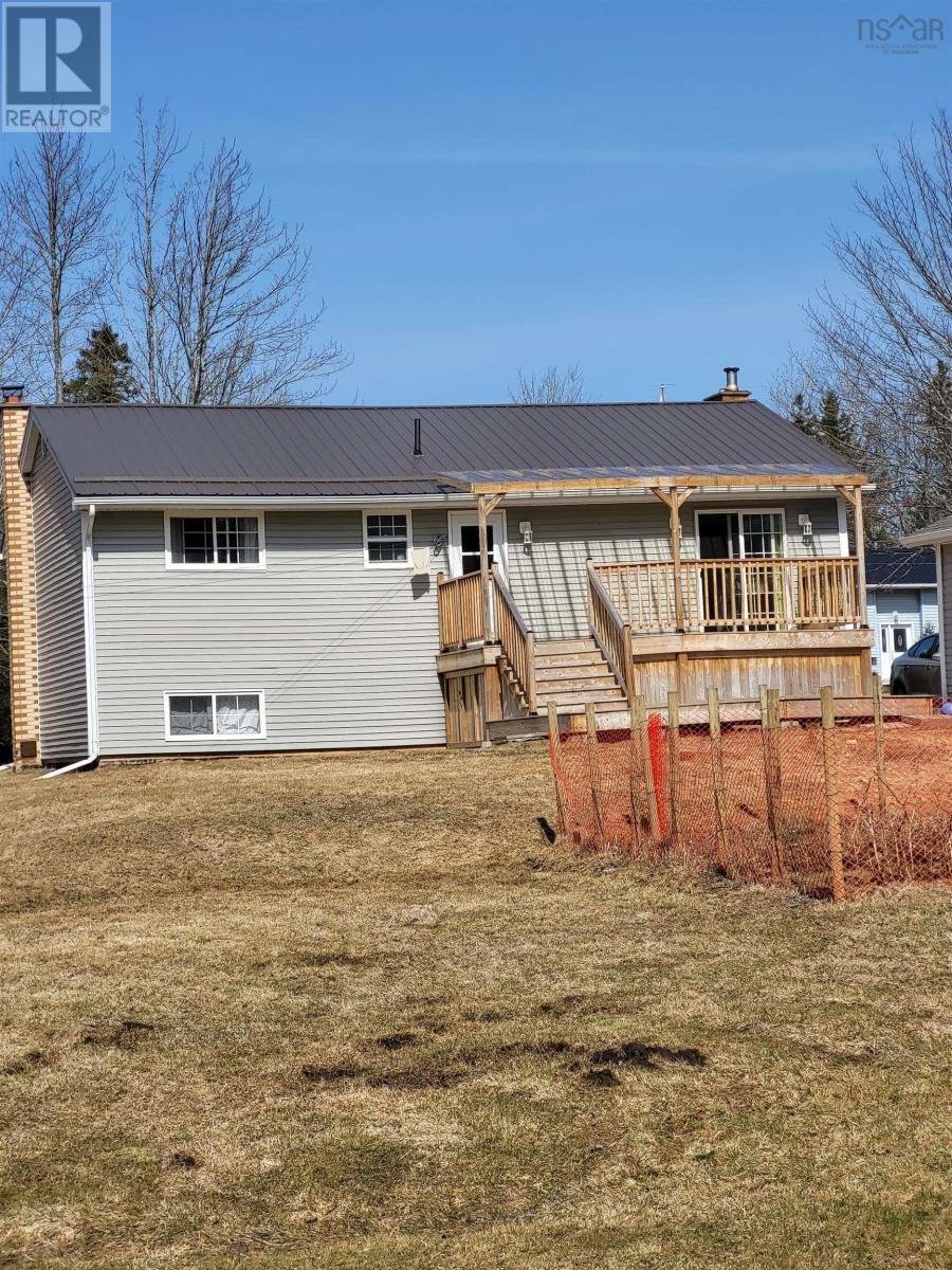 1082 College Road, Valley, Nova Scotia  B6L 3H1 - Photo 2 - 202505166