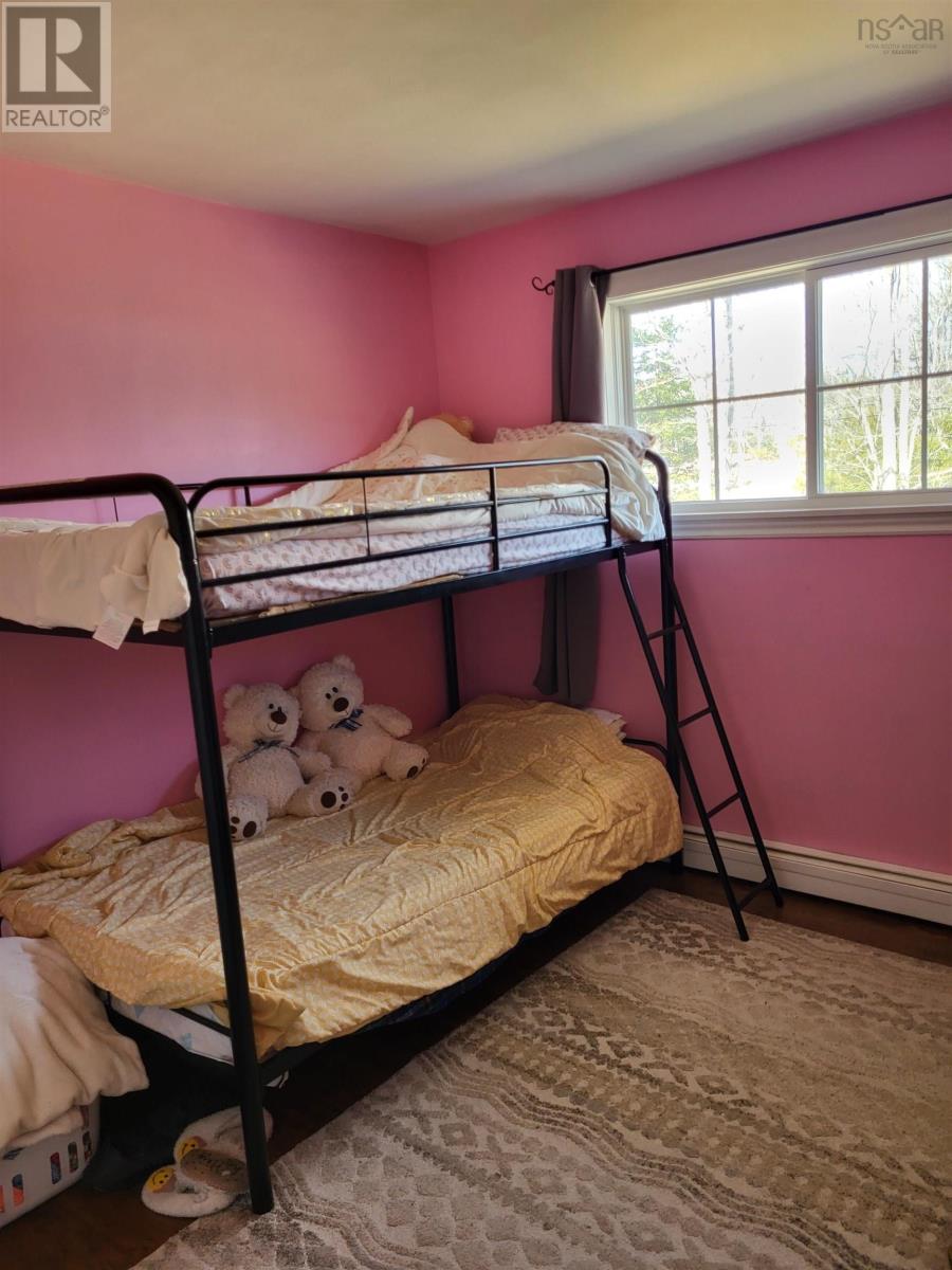 1082 College Road, Valley, Nova Scotia  B6L 3H1 - Photo 9 - 202505166