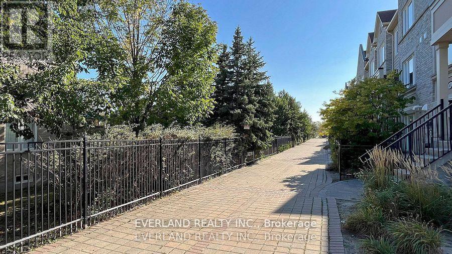 268 - 4975 Southampton Drive, Mississauga, Ontario  L5M 8E3 - Photo 2 - W12039487
