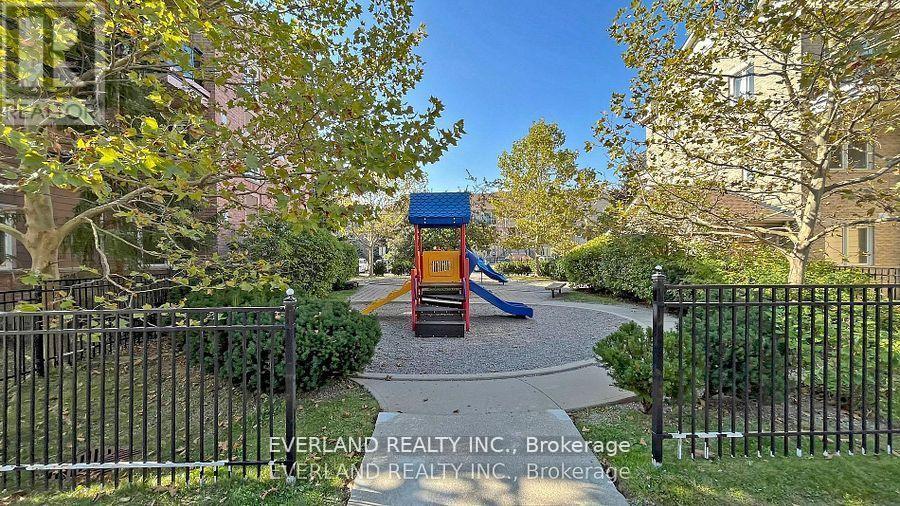 268 - 4975 Southampton Drive, Mississauga, Ontario  L5M 8E3 - Photo 37 - W12039487