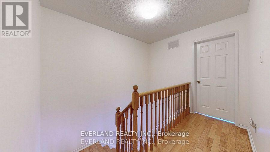 268 - 4975 Southampton Drive, Mississauga, Ontario  L5M 8E3 - Photo 5 - W12039487