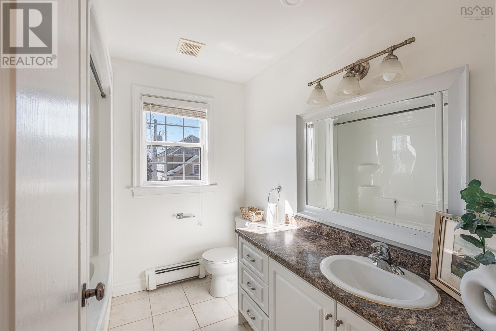 48 Castlepark Grove, Clayton Park, Nova Scotia  B3M 4X9 - Photo 35 - 202505178