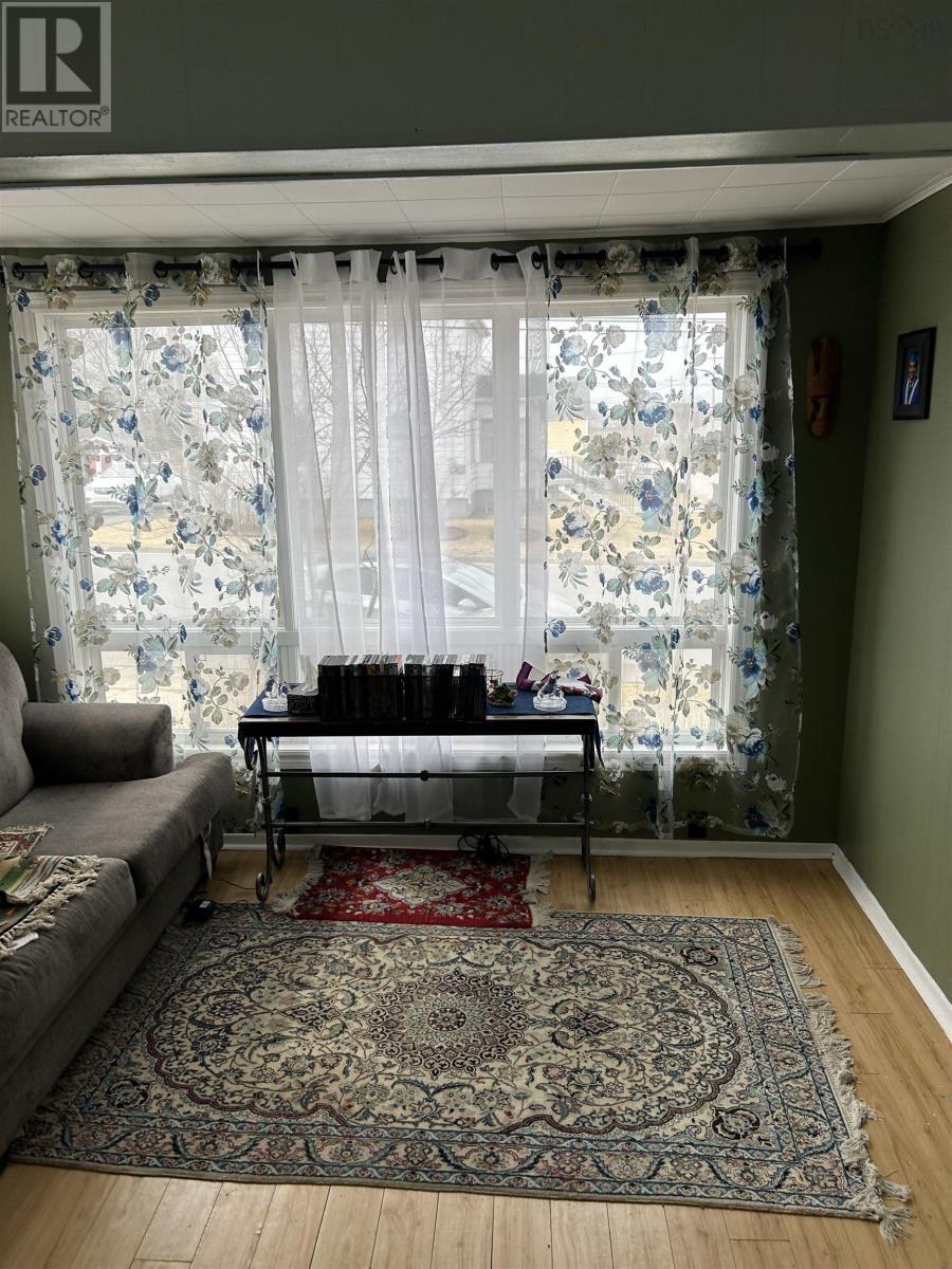45 Ashby Road, Sydney, Nova Scotia  B1S 2Z9 - Photo 8 - 202505332