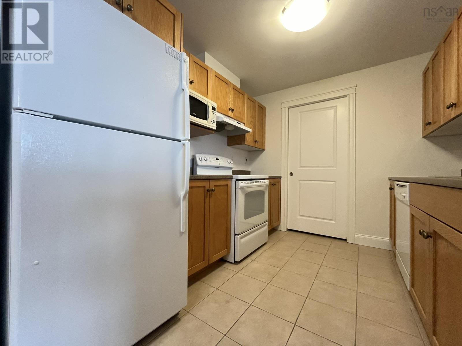 507 60 Walter Havill Drive, Halifax, Nova Scotia  B3N 0A9 - Photo 2 - 202505342