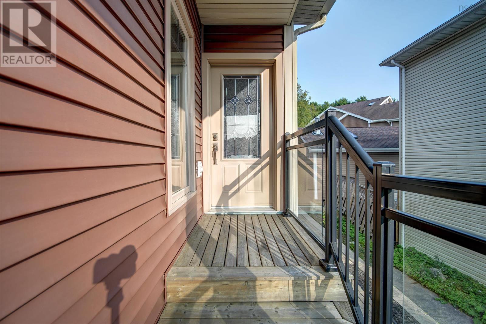 7 Smiths Road, Bedford, Nova Scotia  B4B 1B5 - Photo 5 - 202505345