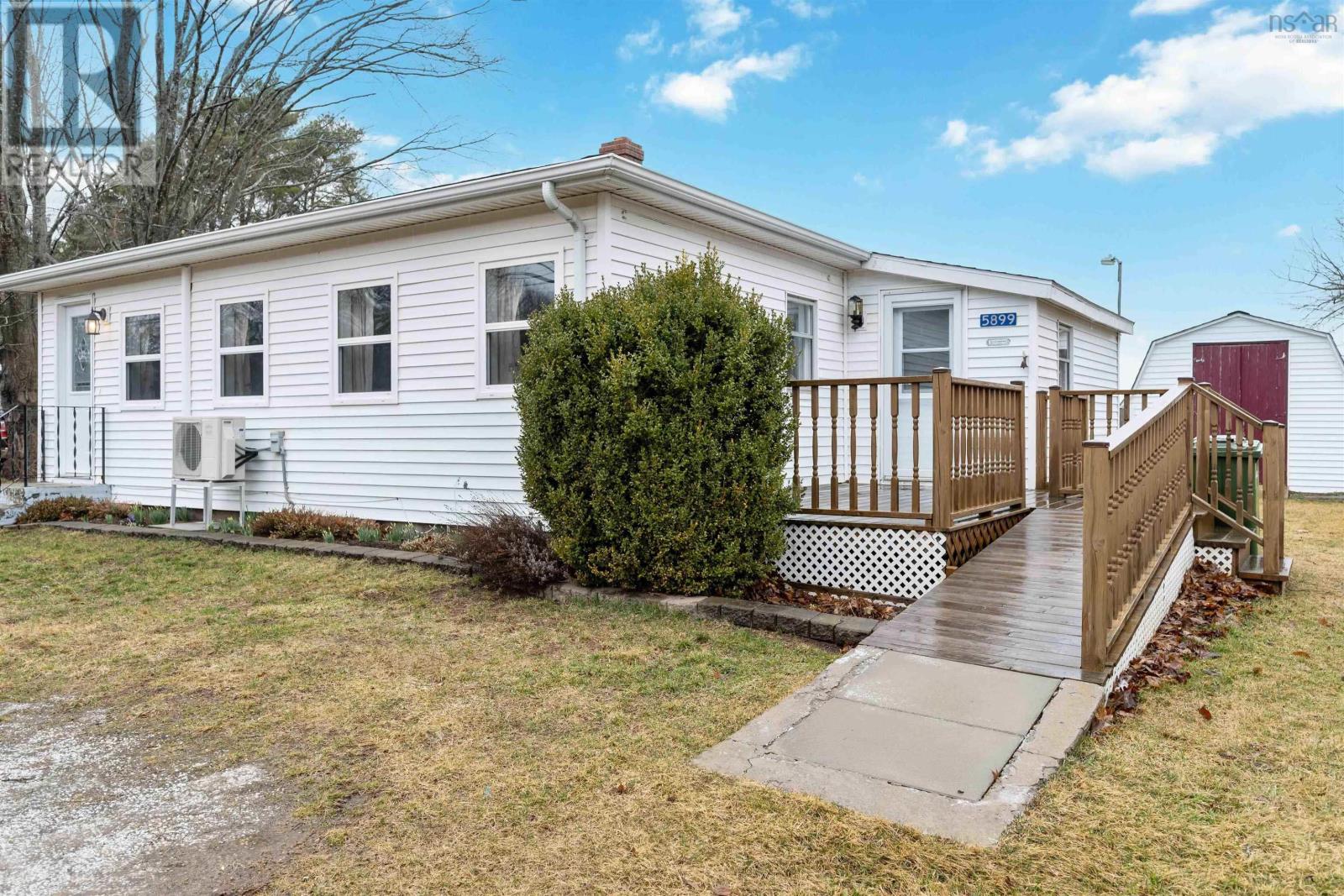 5899 Highway 1, Cambridge, Nova Scotia  B0P 1G0 - Photo 2 - 202505360