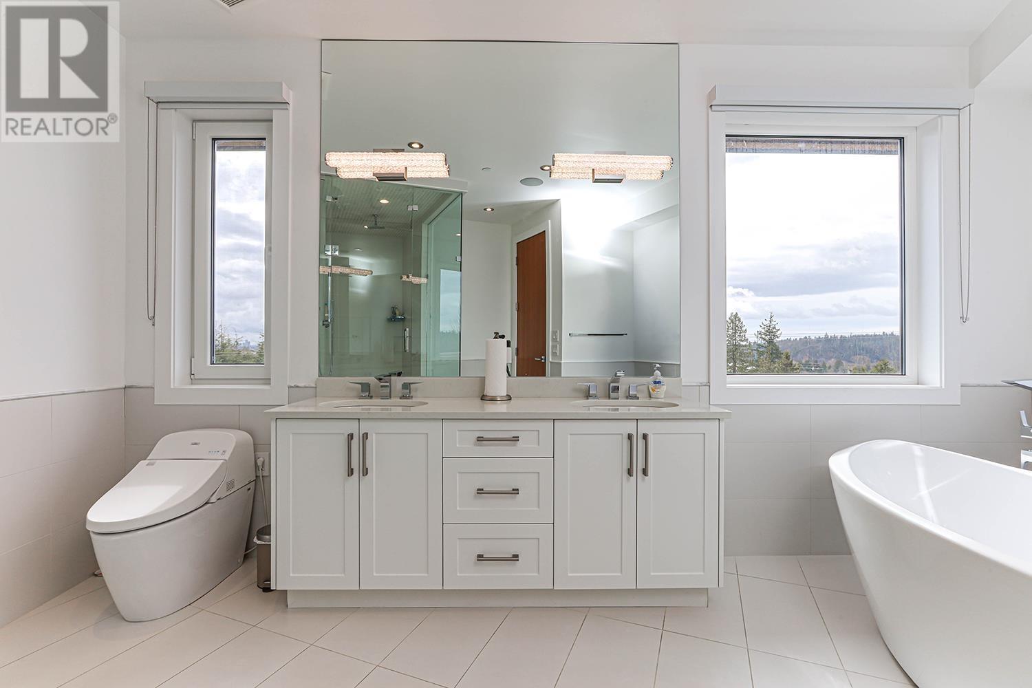 808 Esquimalt Avenue, West Vancouver, British Columbia  V7T 1J8 - Photo 21 - R2981155