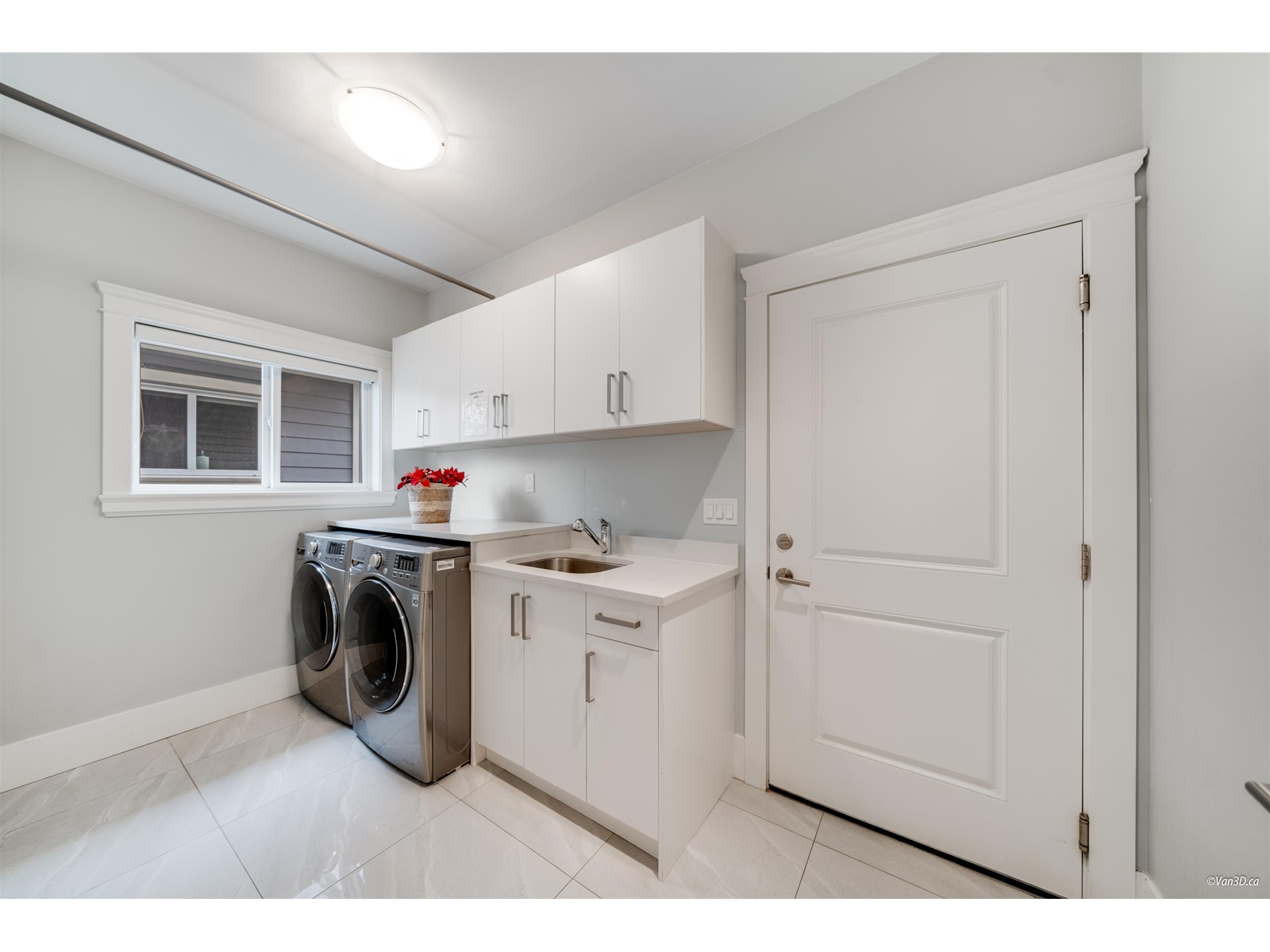 14059 Grosvenor Road, Surrey, British Columbia  V3R 5G6 - Photo 22 - R2979241