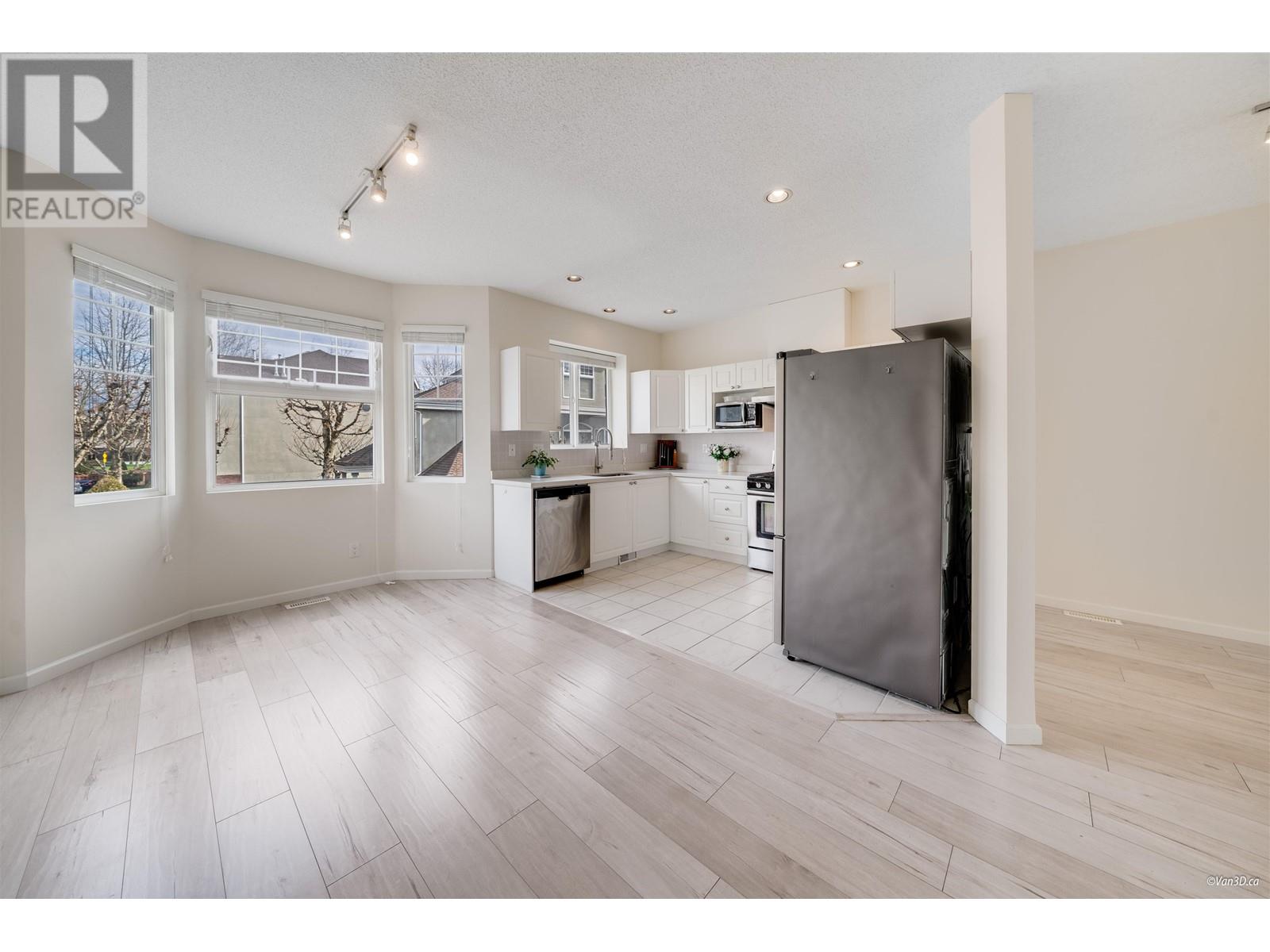 1 5840 Dover Crescent, Richmond, British Columbia  V7C 5P4 - Photo 11 - R2981506