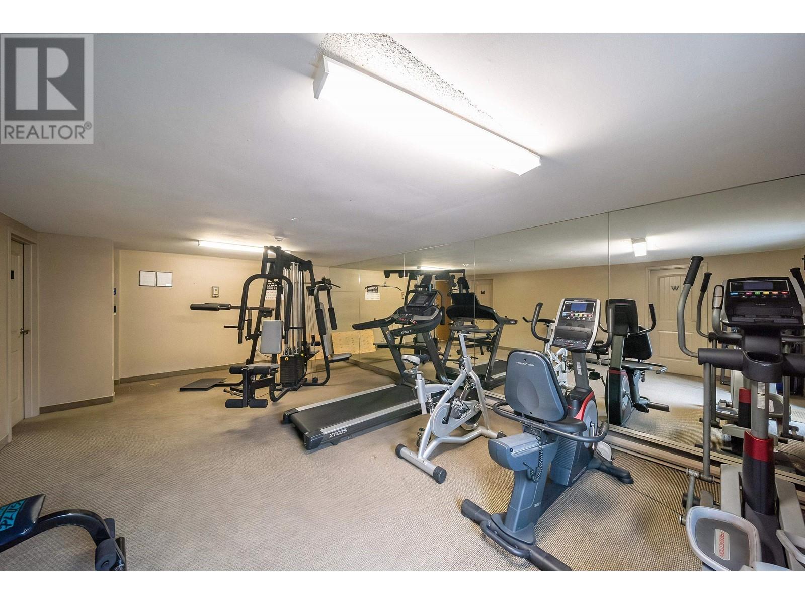 Listing Picture 14 of 18 : 212 8651 WESTMINSTER HIGHWAY, Richmond / 烈治文 - 魯藝地產 Yvonne Lu Group - MLS Medallion Club Member