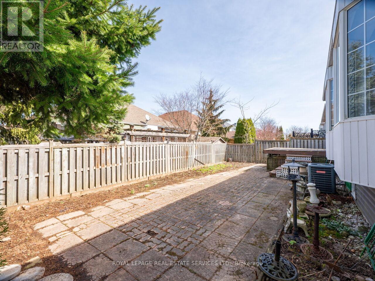 20 Kopperfield Lane, Hamilton (Villages Of Glancaster), Ontario  L0R 1W0 - Photo 16 - X12039503