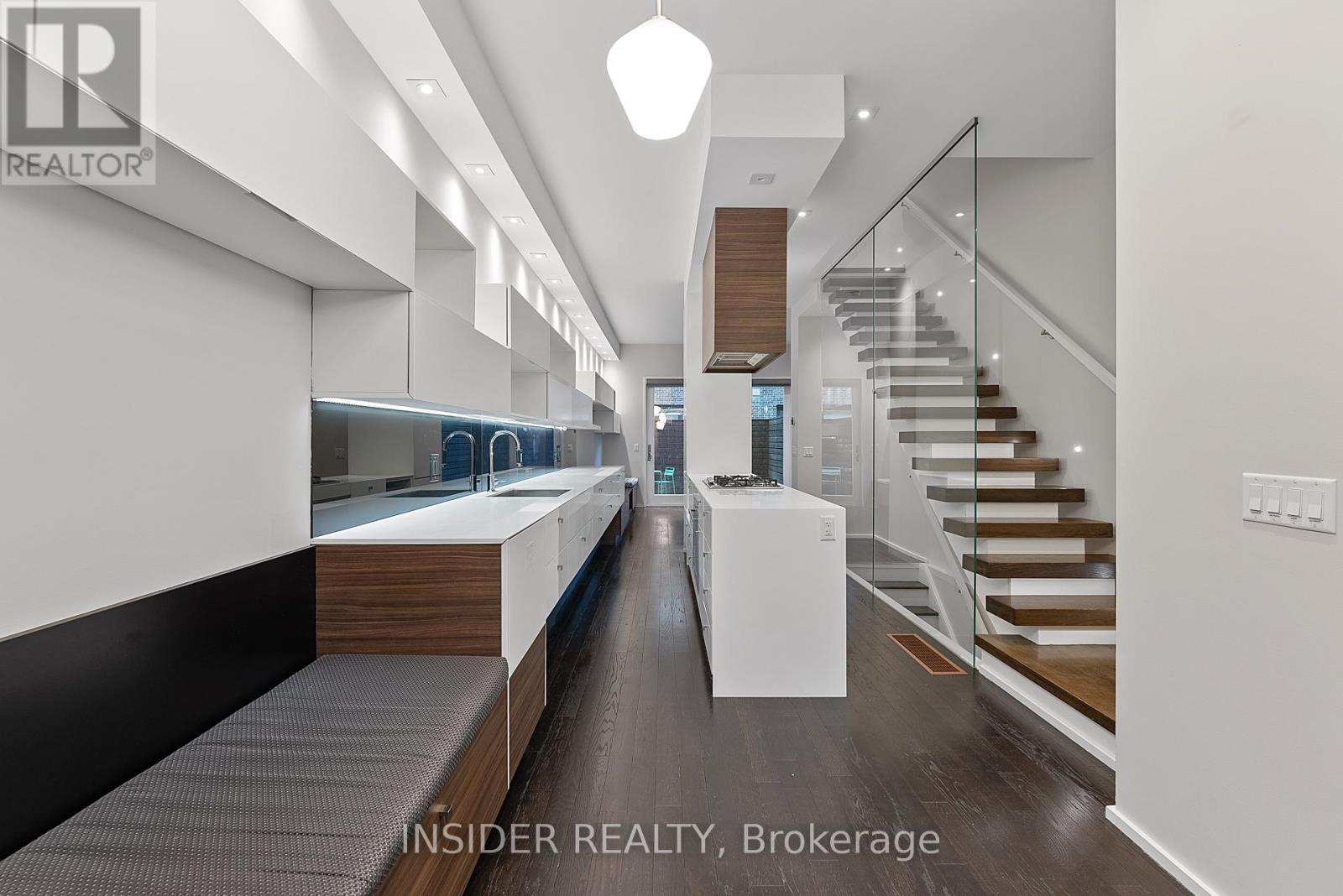 Property at 235 CLAREMONT STREET image 3