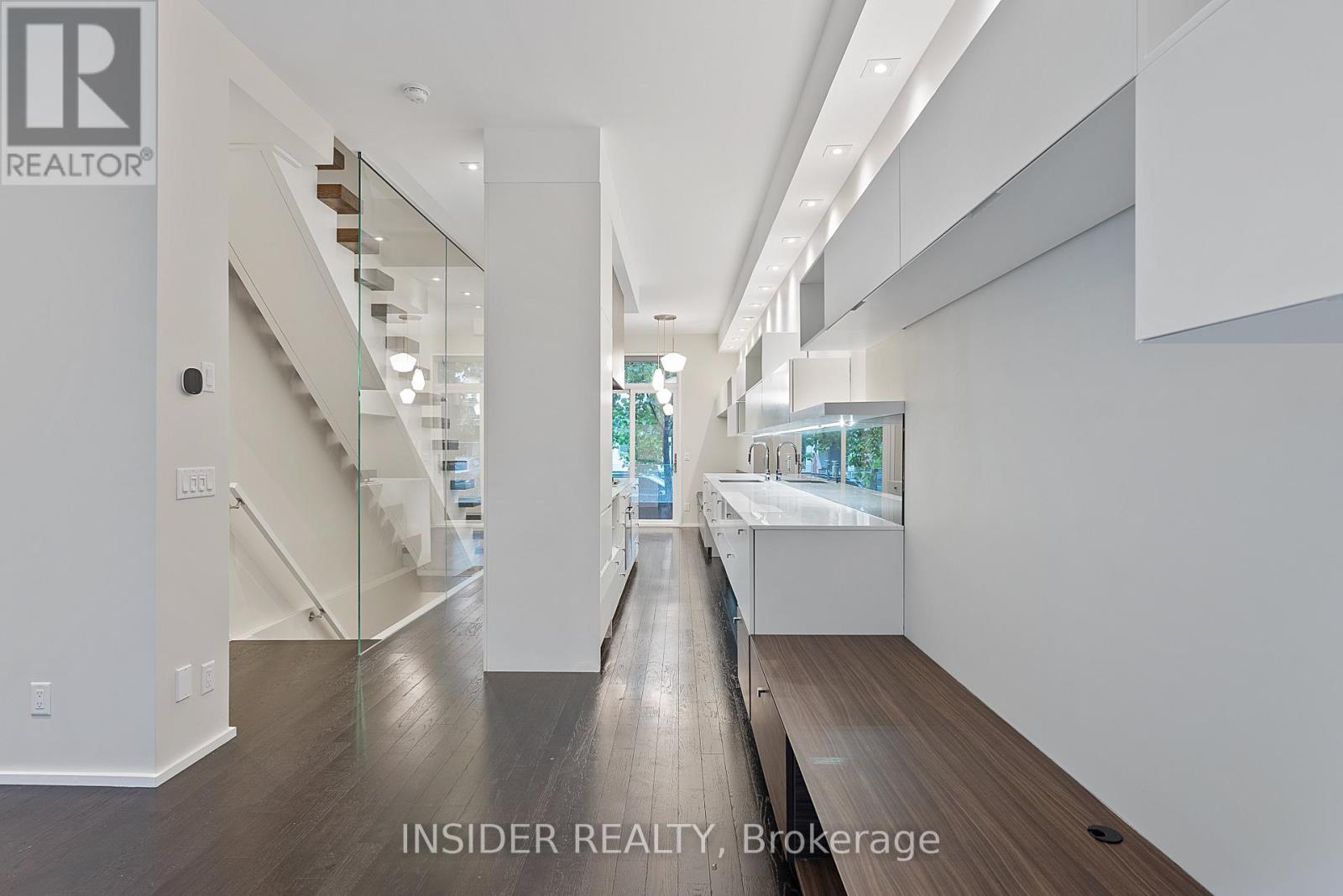 235 Claremont Street, Toronto, Ontario  M6J 2N1 - Photo 7 - C12039556