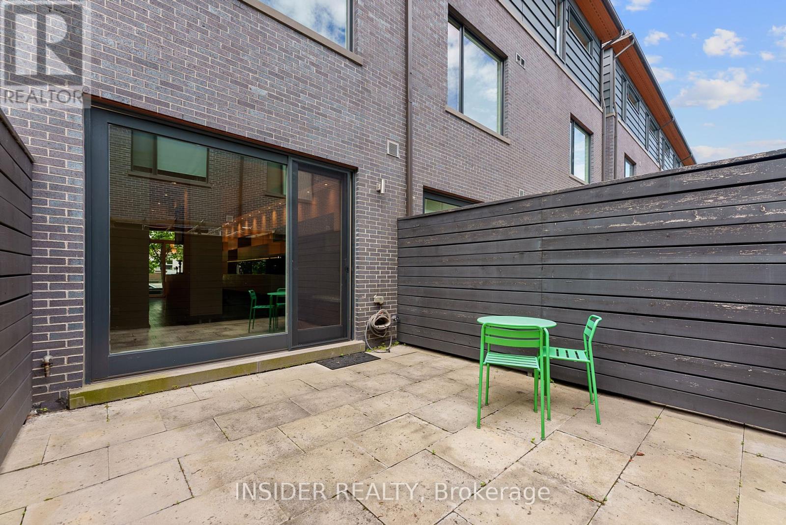 235 Claremont Street, Toronto, Ontario  M6J 2N1 - Photo 9 - C12039556