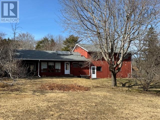 224 Main Street, Mahone Bay, Nova Scotia  B0J 2E0 - Photo 2 - 202505717