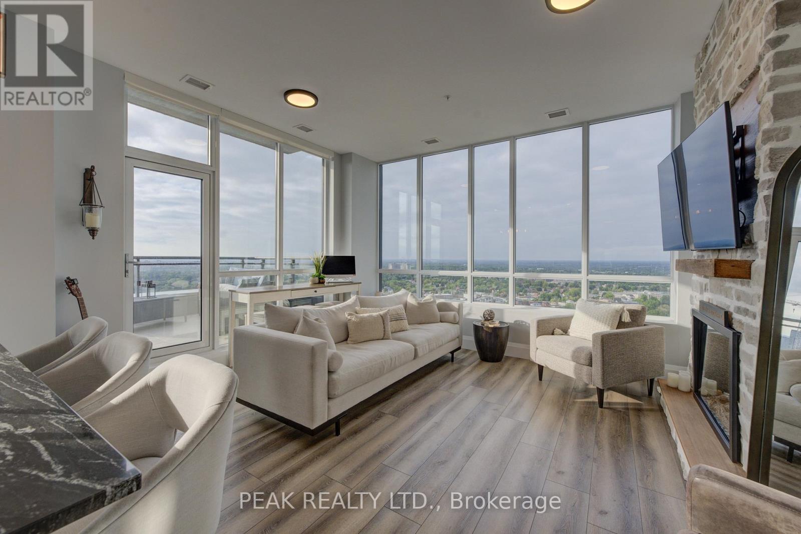 Property at 2908 - 60 CHARLES STREET W image 5
