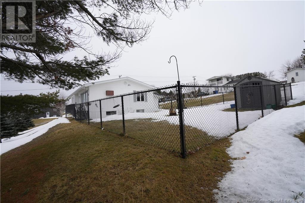150 Hennigar Road, Grand Falls, New Brunswick  E3Y 1B3 - Photo 3 - NB114677