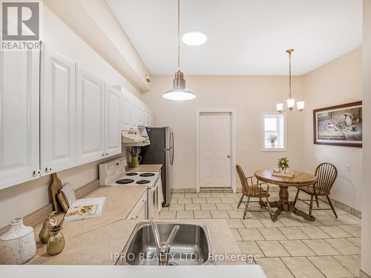 1308 King Street E, Cambridge, Ontario  N3H 3R1 - Photo 11 - X12039601