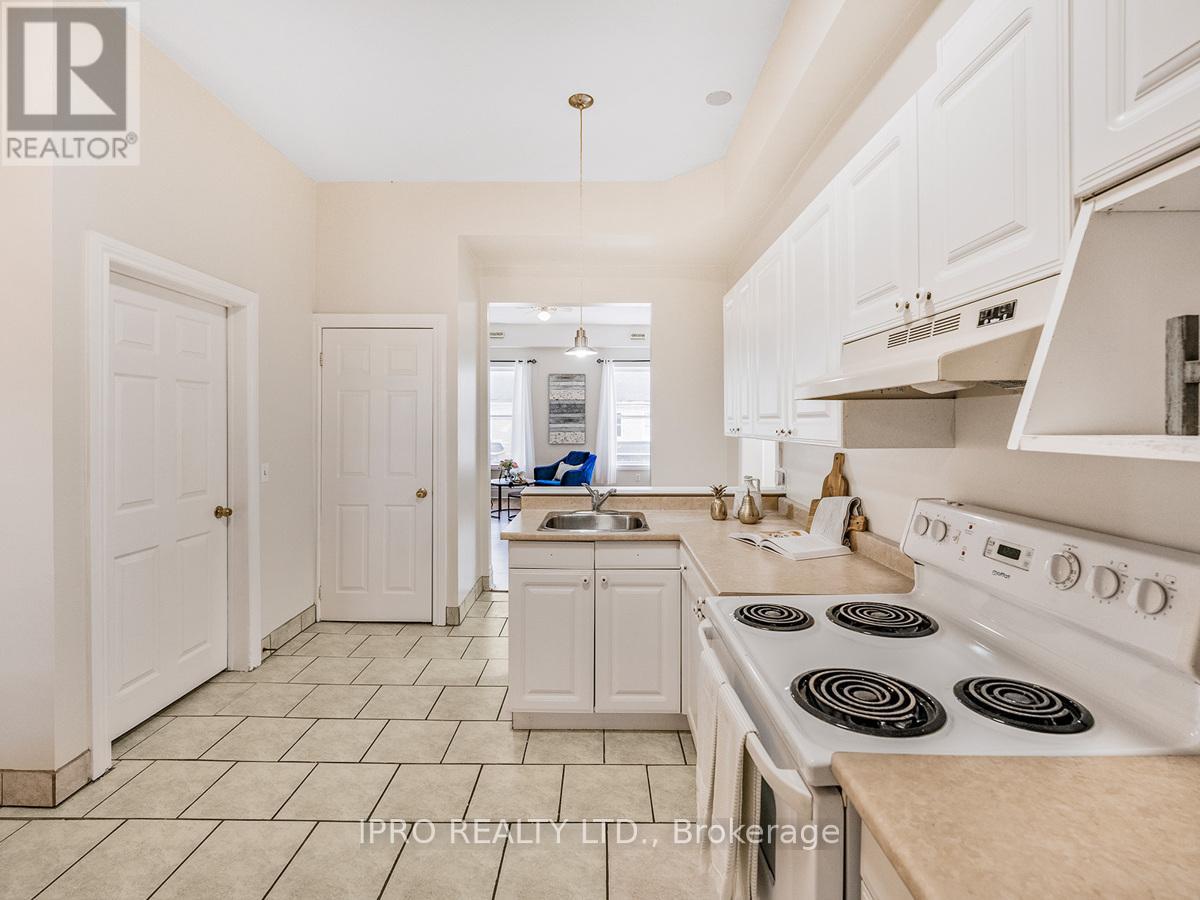 1308 King Street E, Cambridge, Ontario  N3H 3R1 - Photo 9 - X12039601