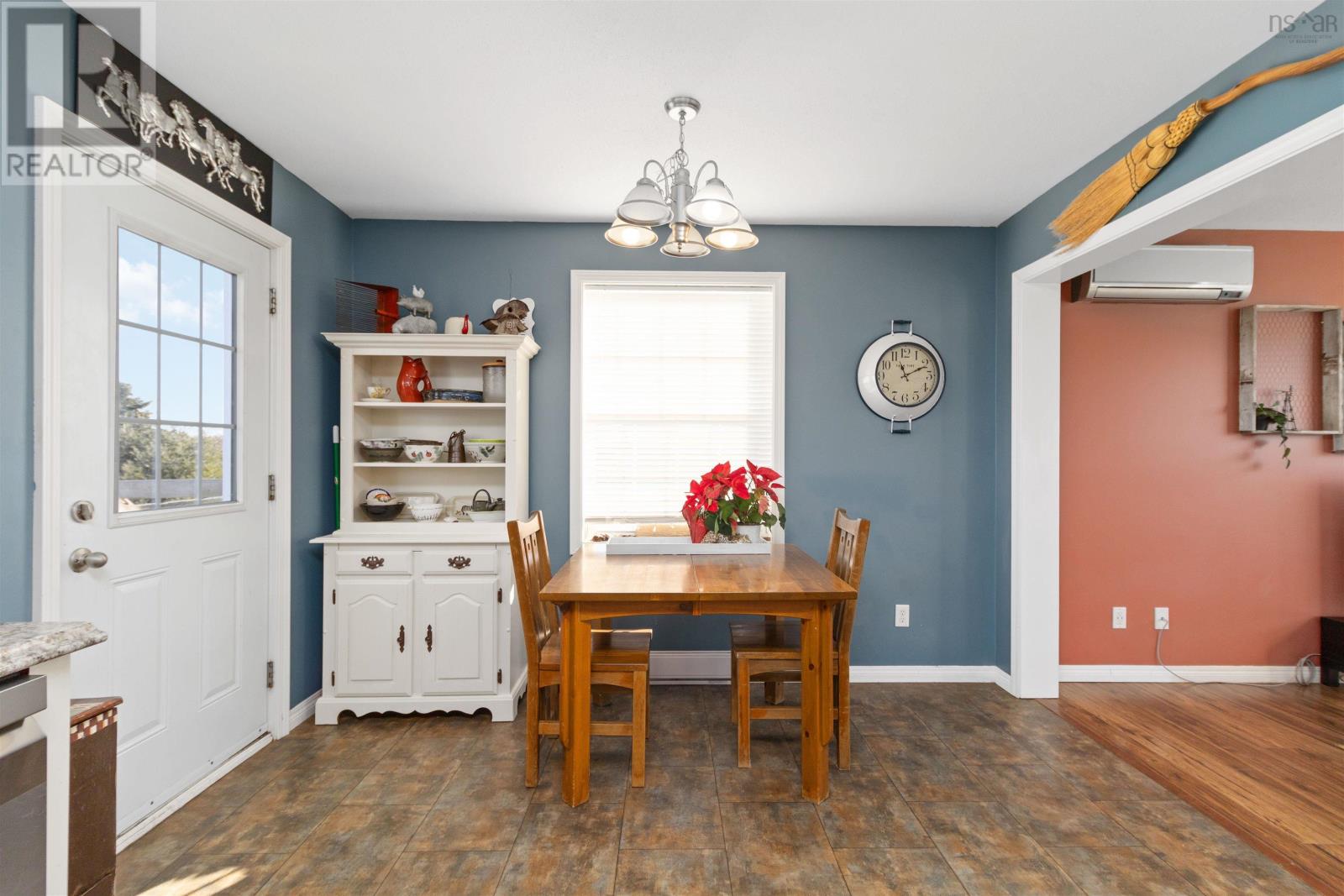 579 Highway 1, Mount Uniacke, Nova Scotia  B0N 1Z0 - Photo 20 - 202505718