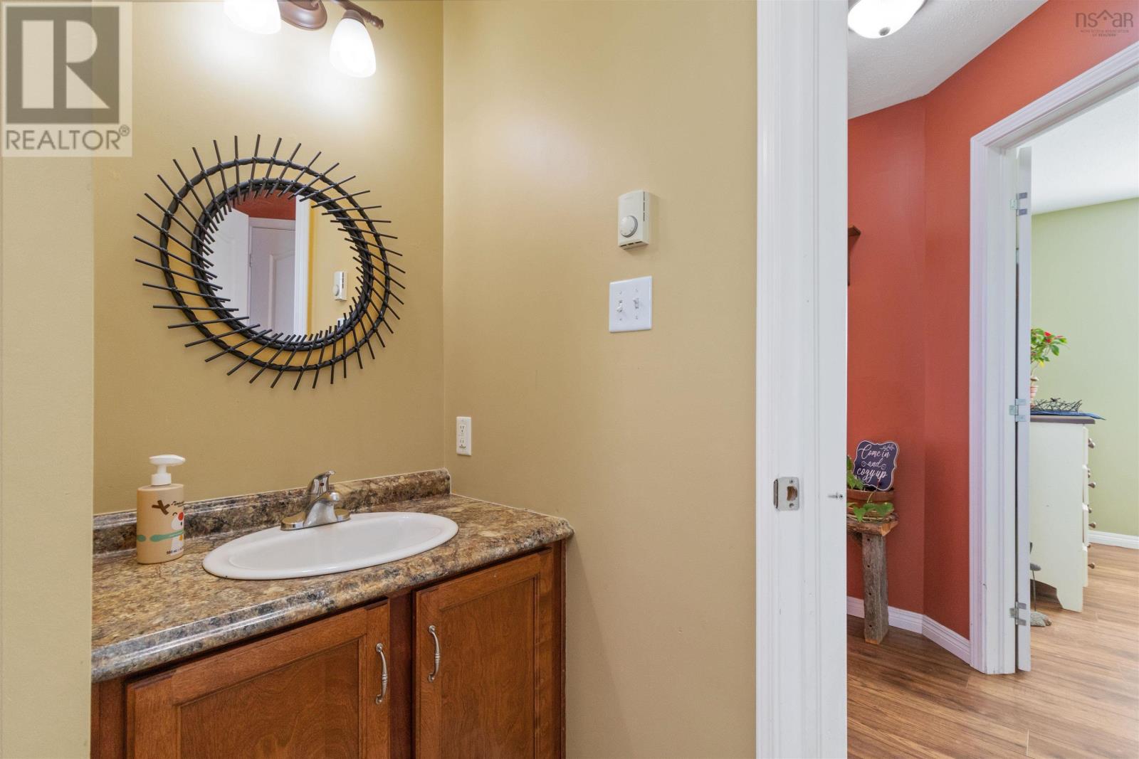 579 Highway 1, Mount Uniacke, Nova Scotia  B0N 1Z0 - Photo 26 - 202505718