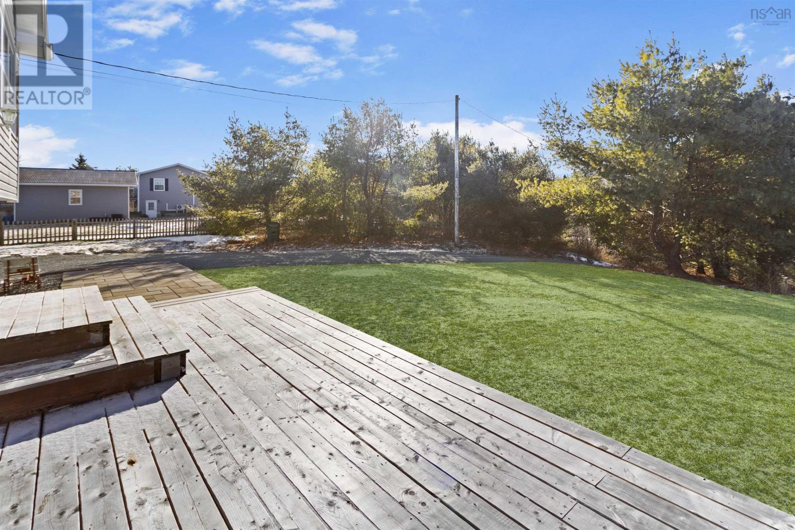 579 Highway 1, Mount Uniacke, Nova Scotia  B0N 1Z0 - Photo 7 - 202505718