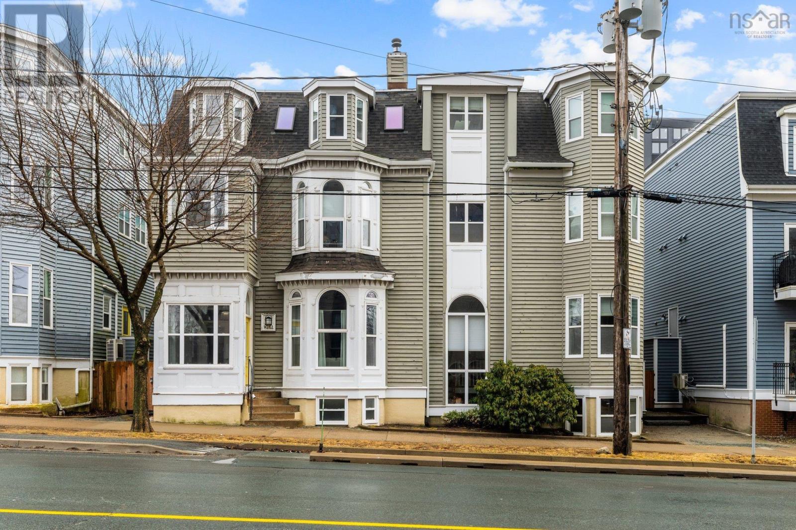 4 1061 South Park Street, halifax, Nova Scotia
