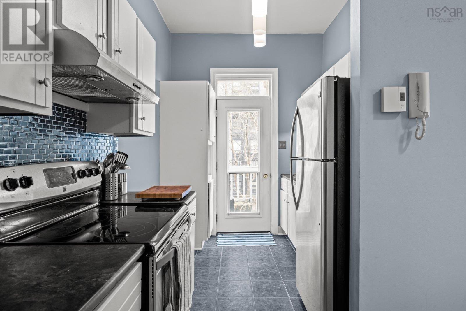 4 1061 South Park Street, Halifax, Nova Scotia  B3H 2W5 - Photo 12 - 202505727