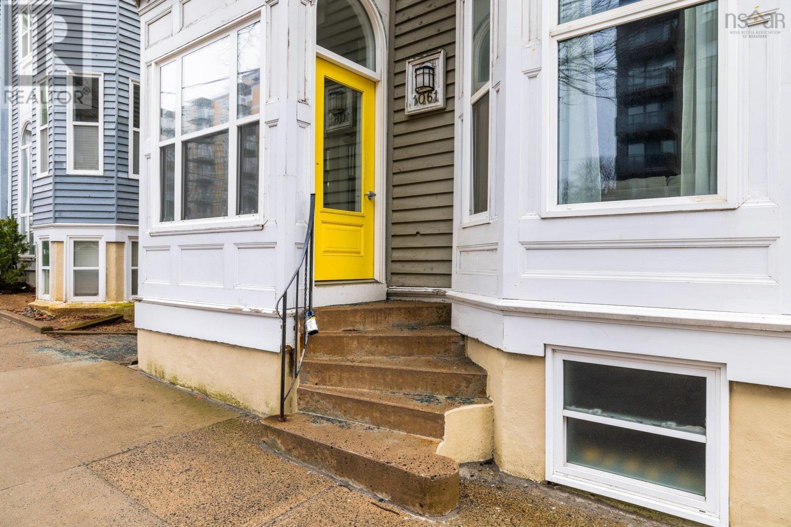 4 1061 South Park Street, Halifax, Nova Scotia  B3H 2W5 - Photo 2 - 202505727