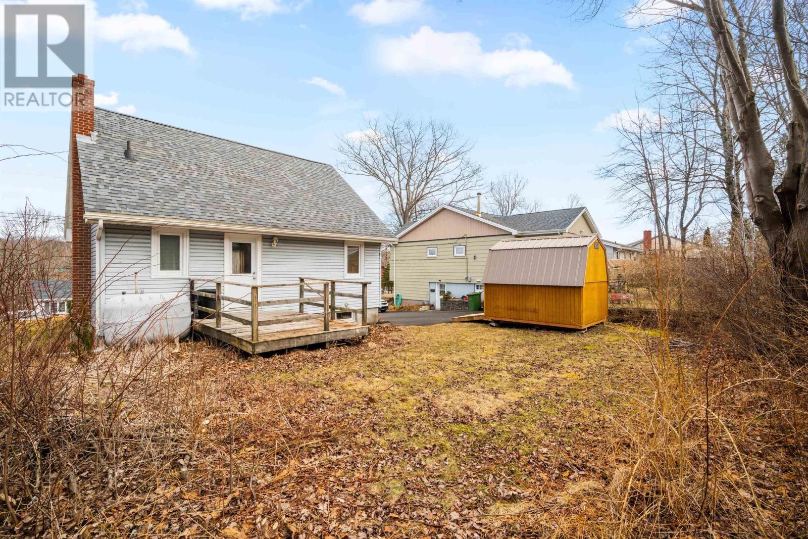 22 Meadowview Drive, Bedford, Nova Scotia  B4A 2C2 - Photo 3 - 202505731