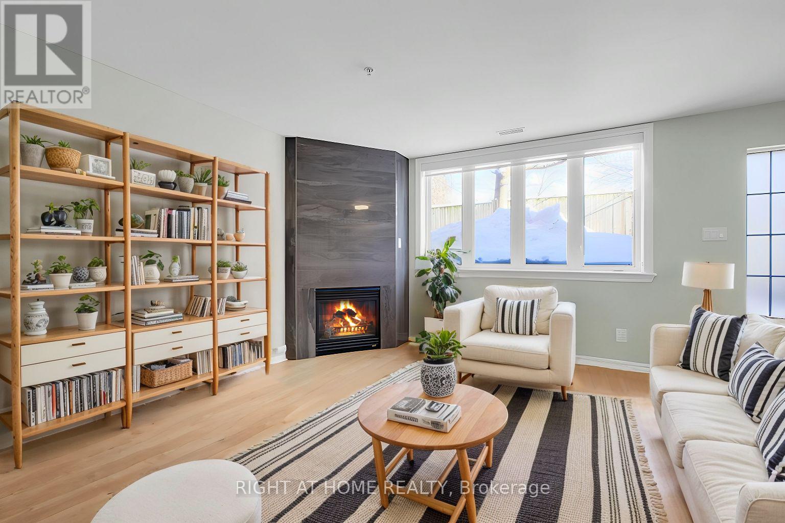 Property at #H - 313 ST PATRICK STREET image 2