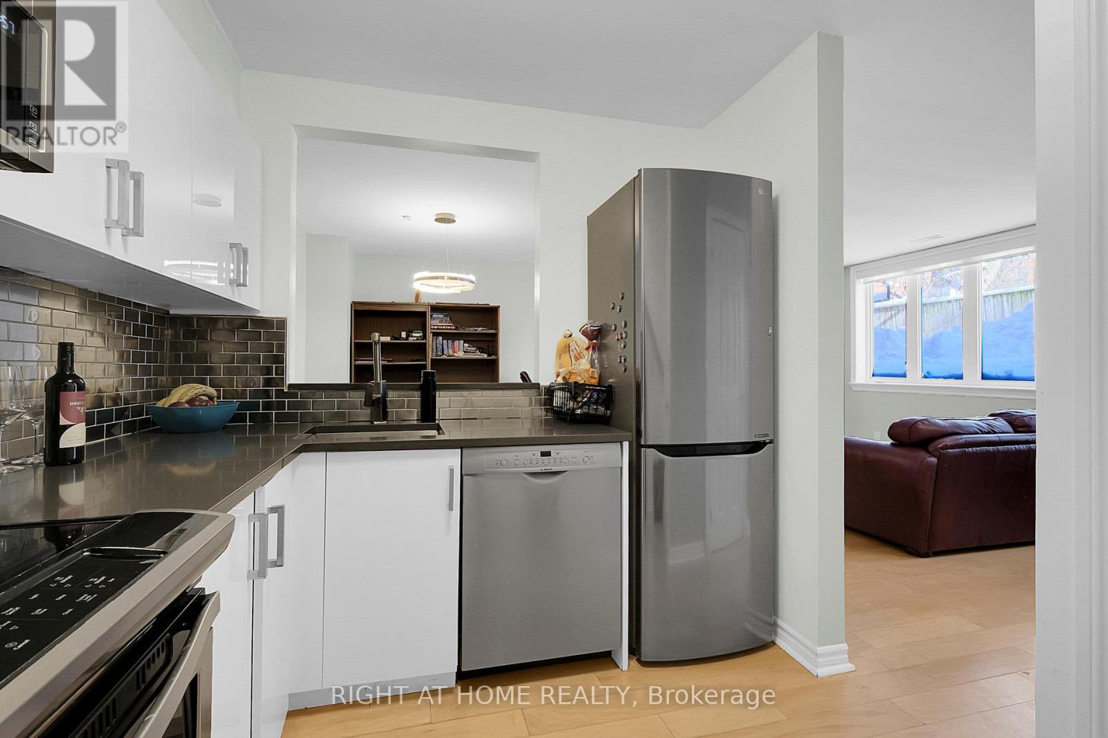 Property at #H - 313 ST PATRICK STREET image 4